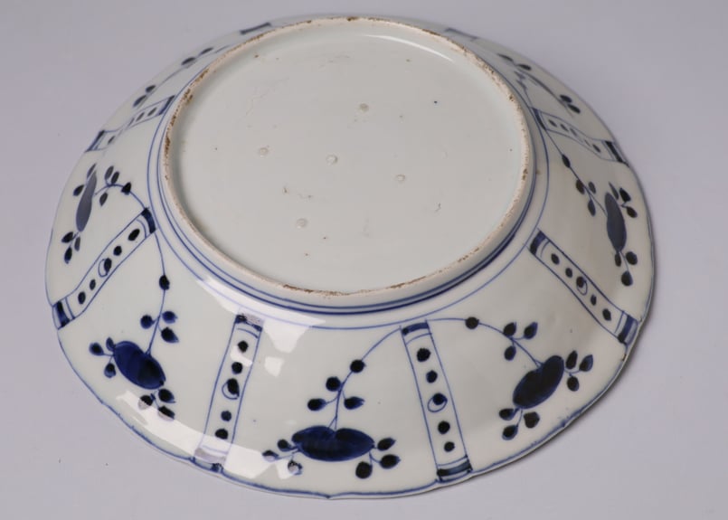 182 染付 古伊万里 花 蓑 八寸鉢 | あさい骨董店