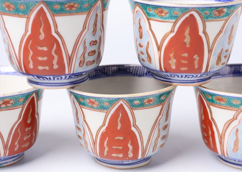 188 錦手 伊万里焼 花 中猪口 | あさい骨董店