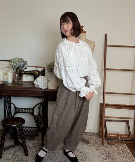 【こげ茶カーキ】コクーンシルエットパンツ