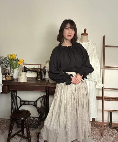 【ブラック】はしごレースブラウス