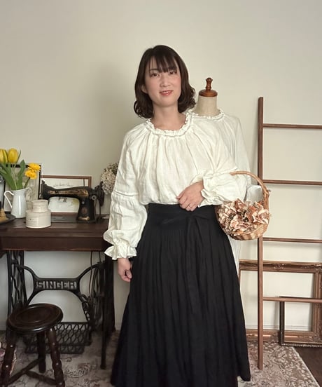 【ホワイト】はしごレースブラウス