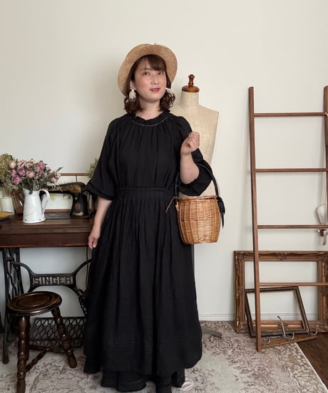 【ブラック】クロスタックタブリエ