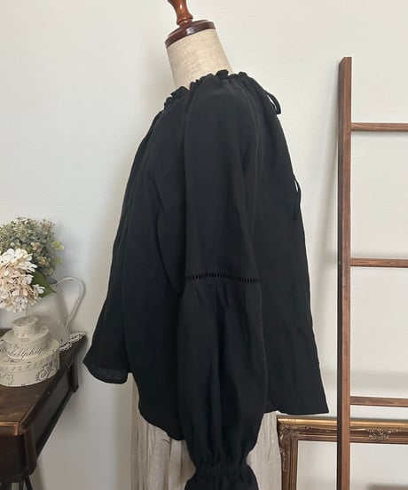 【ブラック】はしごレースブラウス