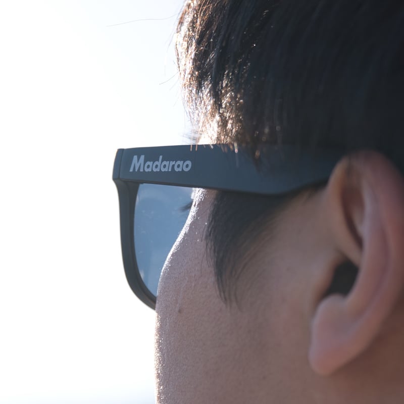 ポラライズドサングラス（偏光レンズ） 《ローズ／ブラックスモーク