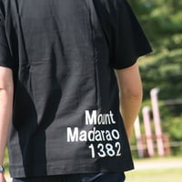斑尾1382 シンプル背面ロゴTシャツ（袖ロゴあり）