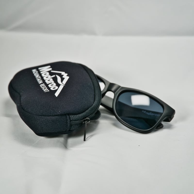 ポラライズドサングラス（偏光レンズ） 《ローズ／ブラックスモーク