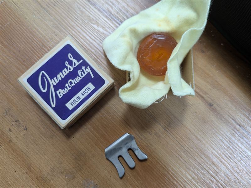 中古品】Hyojeong HV-100（Korea 4/4サイズ） バイオリン ケース・弓・