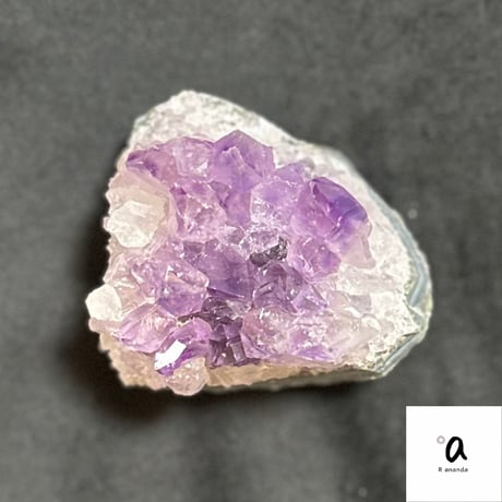 アメジストクラスター imgrc0088673317.jpg