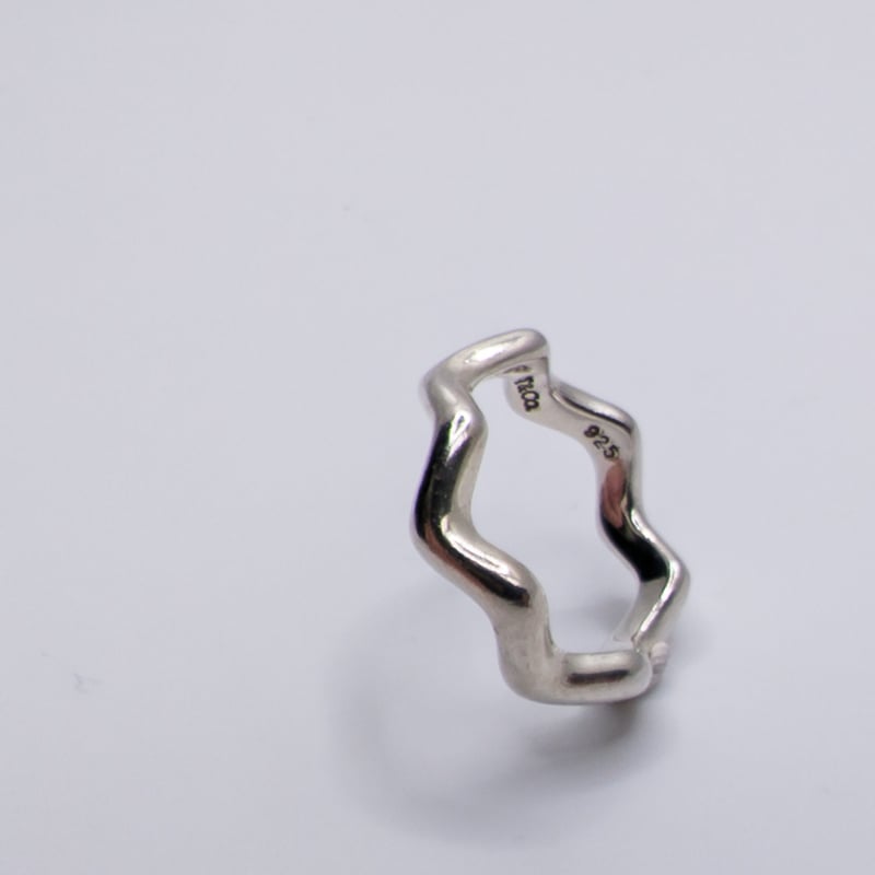 Tiffany & Co. Paloma Picasso Zig Zag Ring | re