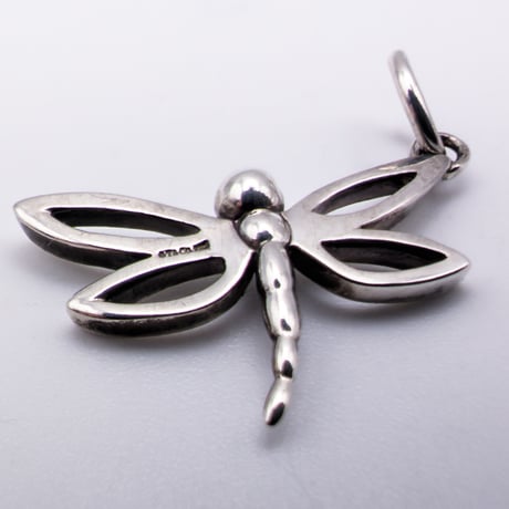 Tiffany & Co. Oval Clasping Link Bracelet with Dragonfly Charm