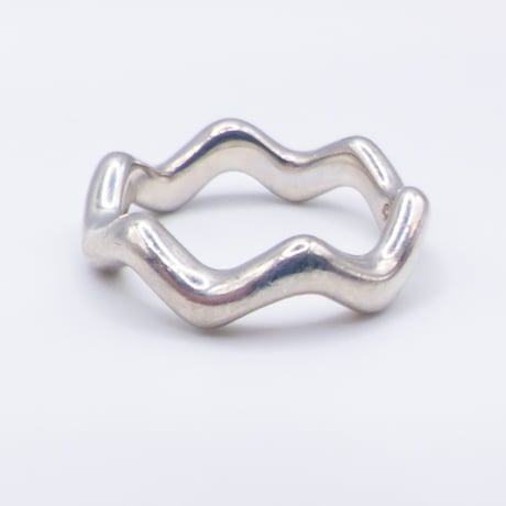 Tiffany & Co.  Paloma Picasso Zig Zag Ring