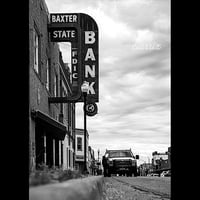 Baxter Springs｜縦長｜モノクローム