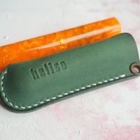 ペンシース（helicoロゴ入り）Toscano buffed Lattuga