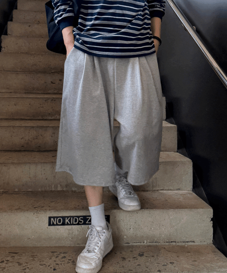 oversized wide sweat shorts　NL2408