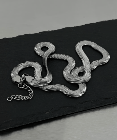 wide flat snake chain necklace　NL2263