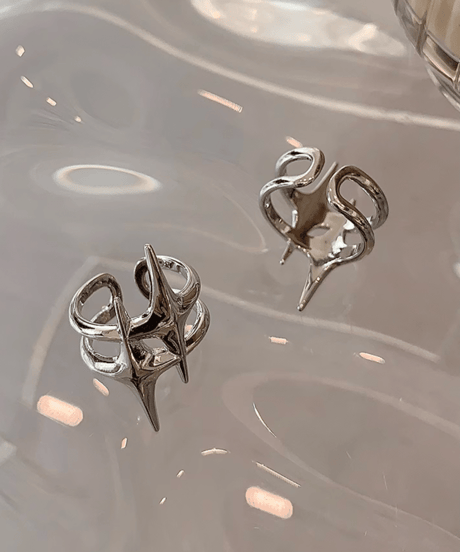cyber punk spike star ring silver　NL2219