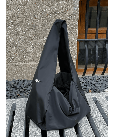 oversized nylon sling bag black　NL2285