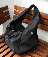 oversized nylon sling bag black　NL2285
