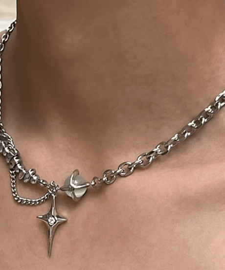cyber punk star asymmetric necklace　NL2226