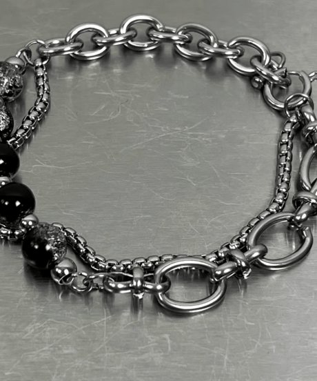 layered bead and silver box chain bracelet　NL2223