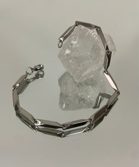 diamond shaped bracelet　NL2183