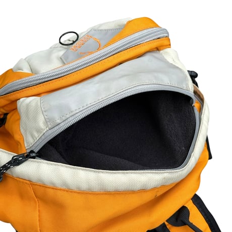 00s SIERRA DESIGNS CAPACITY backpack