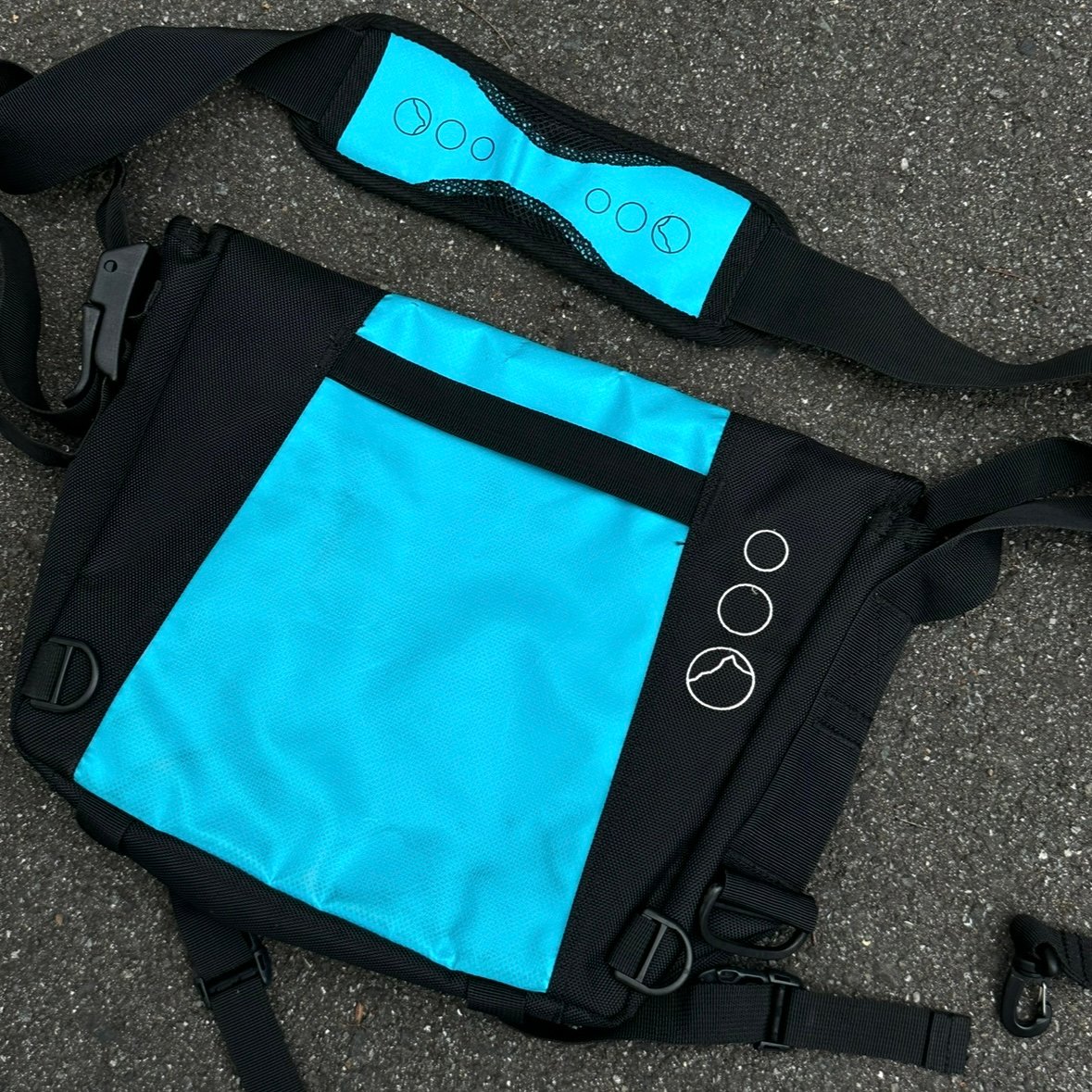 00s Lowe Alpine Courier Bag | Quicken Store