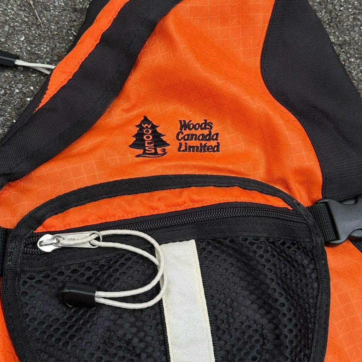 00s Woods Canada sling bag | Quicken Store