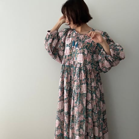 インド ブロックプリント ワンピース 新品 ブラック ホワイト ブロックプリントワンピース 大人ブラック | Neela caravan