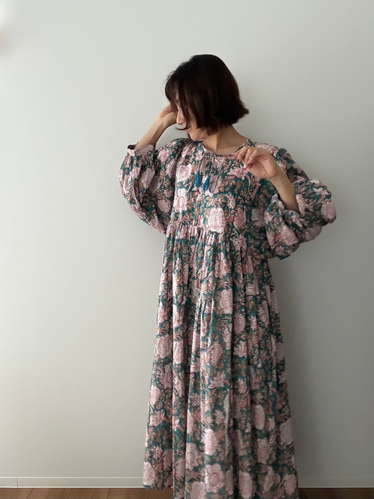 ＊ブロックプリントワンピース091＊インド綿ワンピース インド綿ブロックプリント ぽわん袖ワンピース ピーコックグリーン | Laddu