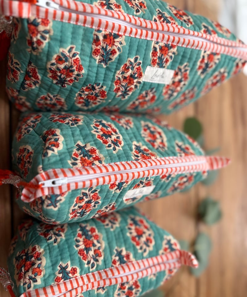 インド綿ブロックプリント キルトポーチ ターコイズグリーン | Laddu