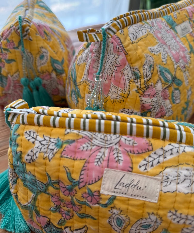 インド綿ブロックプリント キルトポーチ イエロー | Laddu