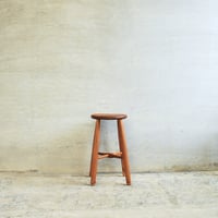 ラウンドフォルム 木製スツール