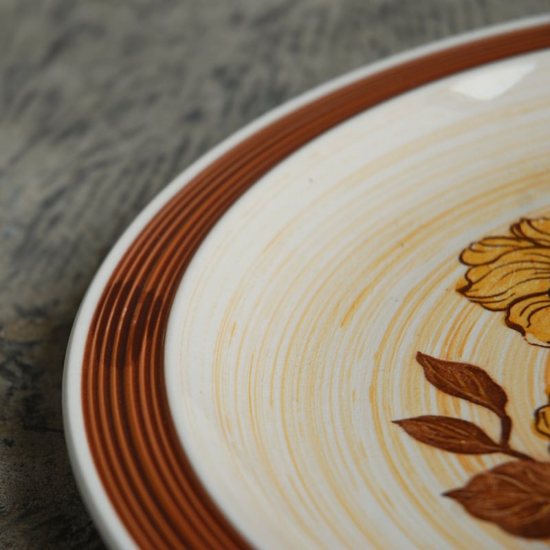 ヴィンテージ風 花模様 陶器皿 セ19 線刻カレーパスタ皿 誕生花たちのブーケ クラッシックカラー