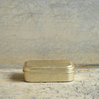 金色アルミのレトロ弁当箱　〈50A〉
