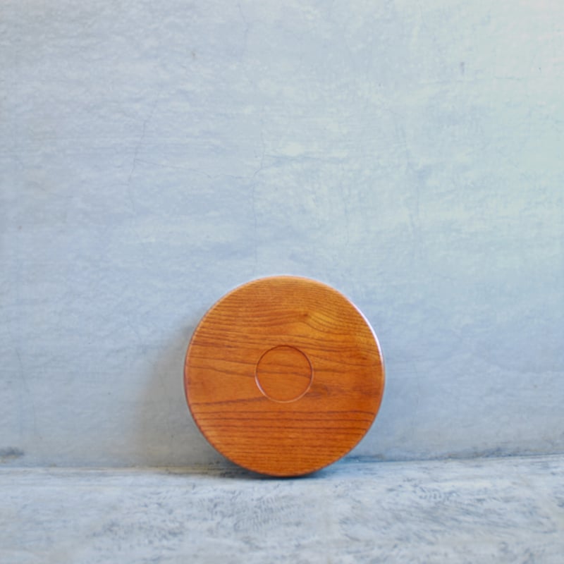 拭き漆の丸盆 | 8blanks