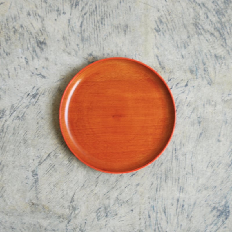 縁赤が映える 木製丸皿 | 8blanks
