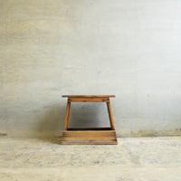 木の踏み台スツール　〈140A〉