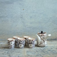 草花模様の急須と湯呑みセット