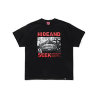 [HIDE AND SEEK]90s S/S Tee/BLK×Red