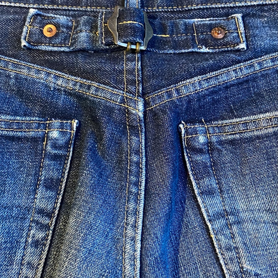 6937d2af3d43e44072b802aa