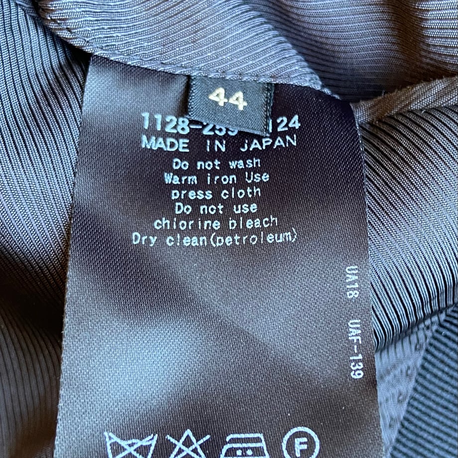 6980bf3e2514e8439c25a9cb