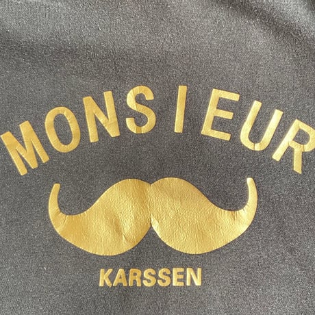 【Zoe Karssen】「MONSIEUR」ロゴ＆マスタッシュ（ひげ）プリント フーディー ブラック XLサイズ