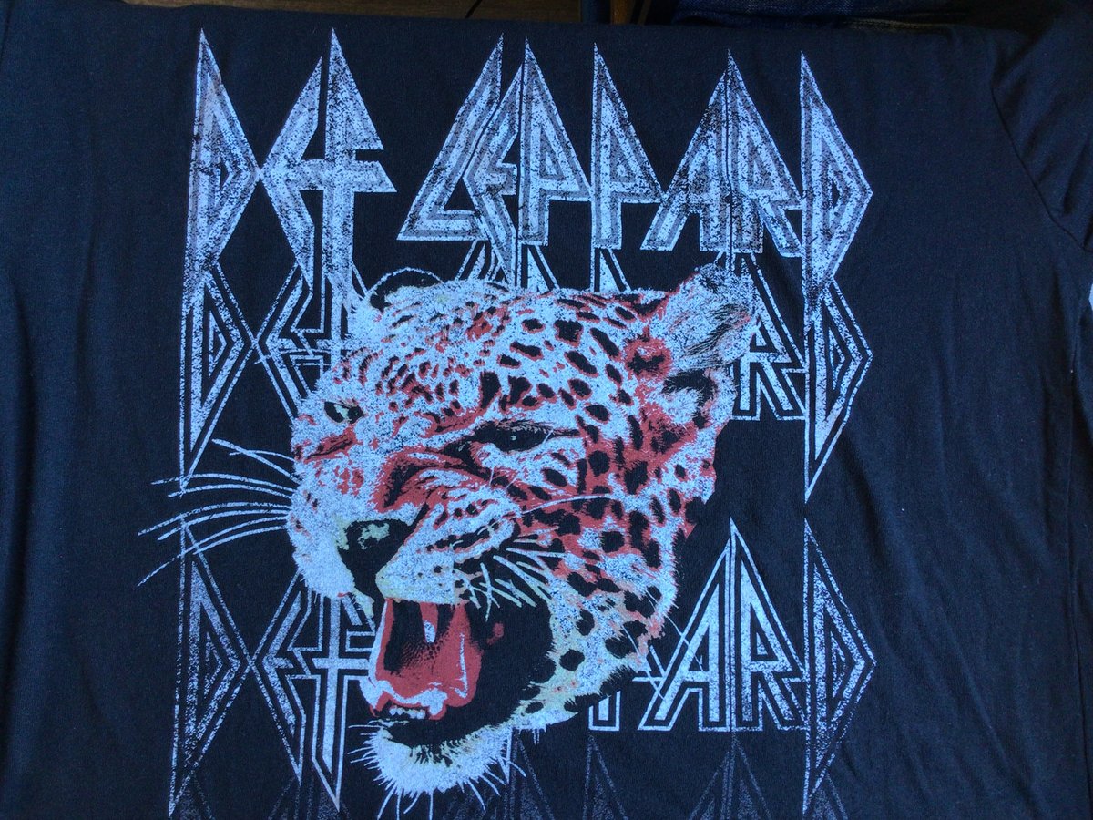 公式【 Def Leppard】デフ・レパード レパード咆哮 バンドTシャツ