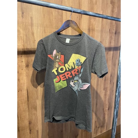 【TOM & JERRY】  キャラクタープリントTシャツ グレー S