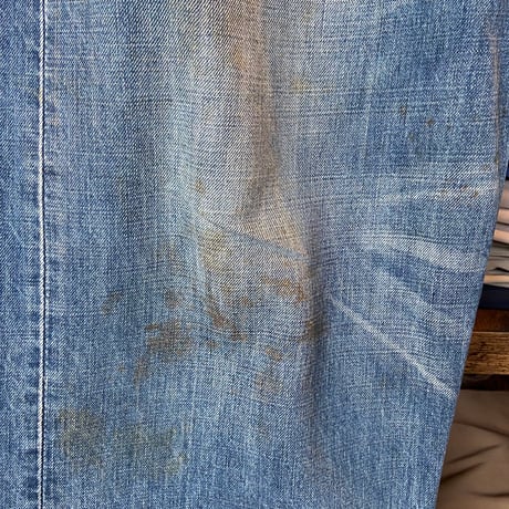 色落ち抜群！【Levi's】504 ダメージあり ストレート W34