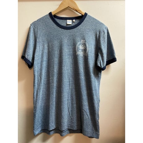 【UNIQLO】モンスターズユニバーシティ　Tシャツ　カレッジロゴ　M