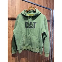 【CATERPILLAR】  CAT ロゴプリント スウェットパーカー セージグリーン Lサイズ