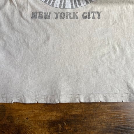 【ELTON JOHN】1974 TOUR ニューヨーク公演 グラフィックTシャツ Lサイズ ダメージ加工