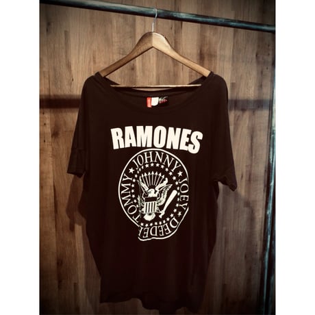 公式コラボ【RAMONES】 サークルロゴ パンク ロックTシャツ  H&M DIVIDED 黒 S (日本M相当)
